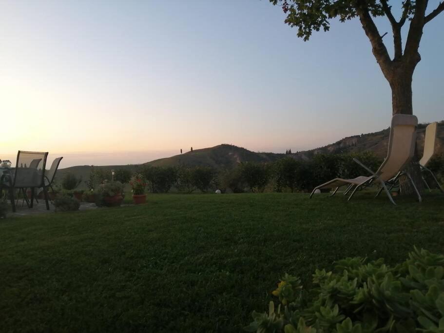 Poggio Ai Legni Villa Черталдо Екстериор снимка