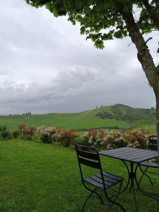 Poggio Ai Legni Villa Черталдо Екстериор снимка